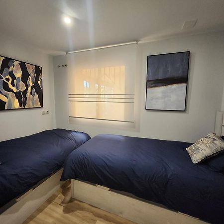 Ansa Beach Apartment - Cabopino, Marbella - Garden Level Kültér fotó