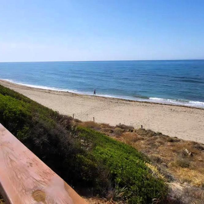 Ansa Beach Apartment - Cabopino, Marbella - Garden Level Kültér fotó