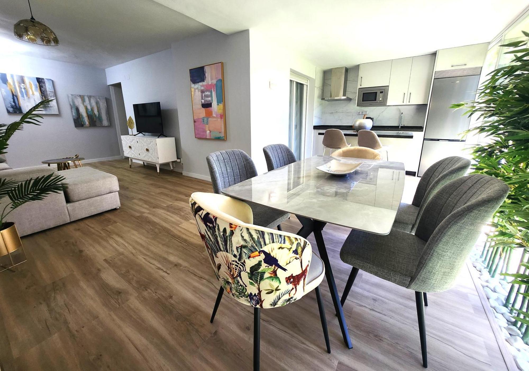 Ansa Beach Apartment - Cabopino, Marbella - Garden Level Kültér fotó